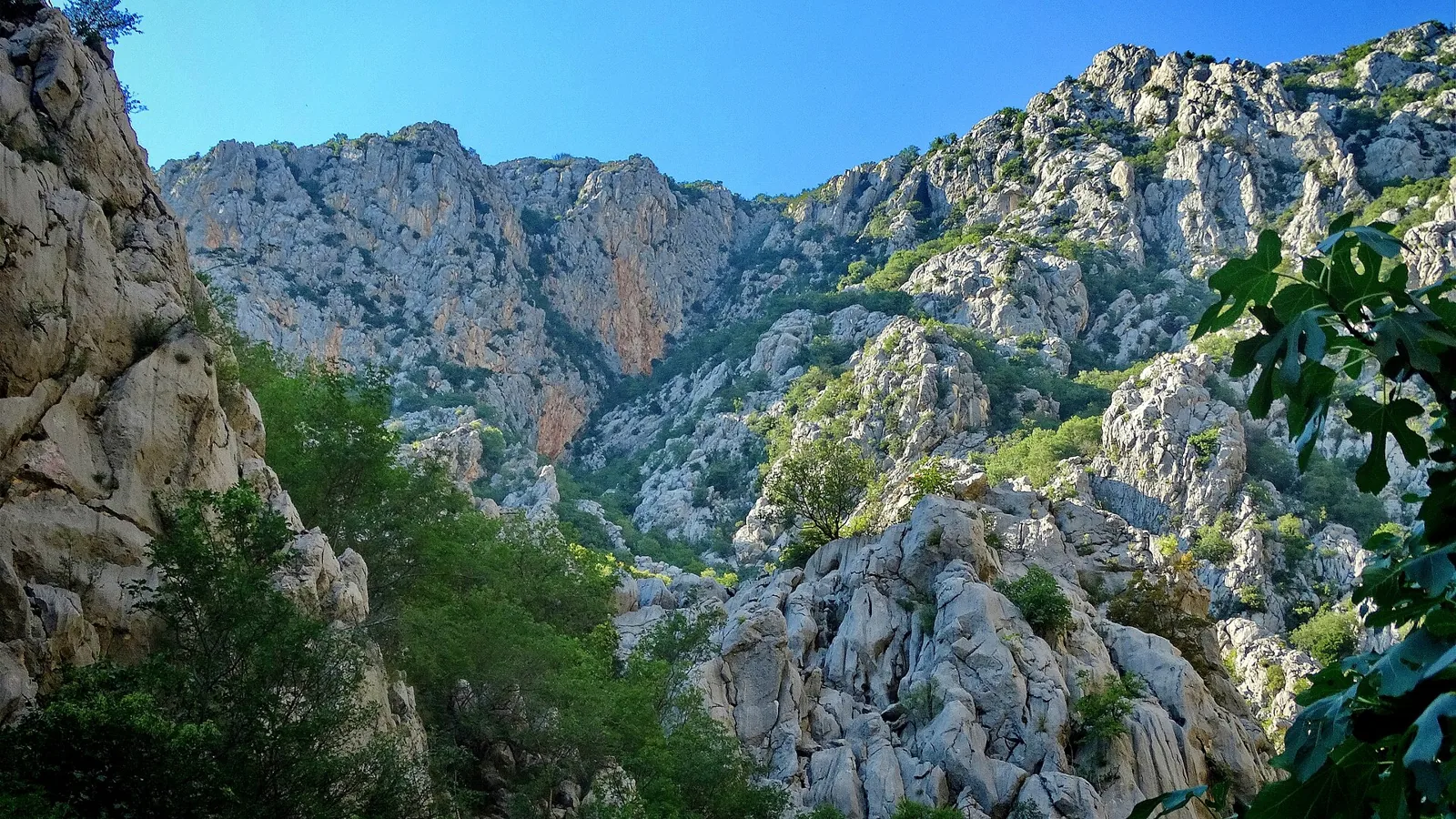 Bergslandskap i Paklenica nationalpark